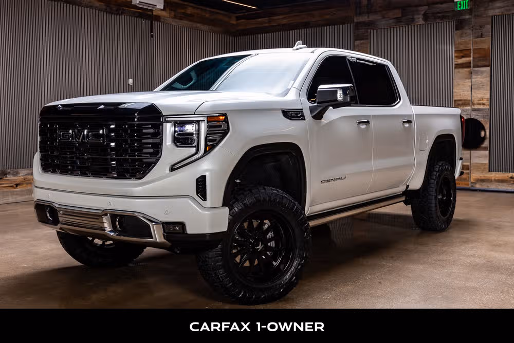 2024 GMC Sierra 1500 Denali Ultimate Crew Cab Image 5