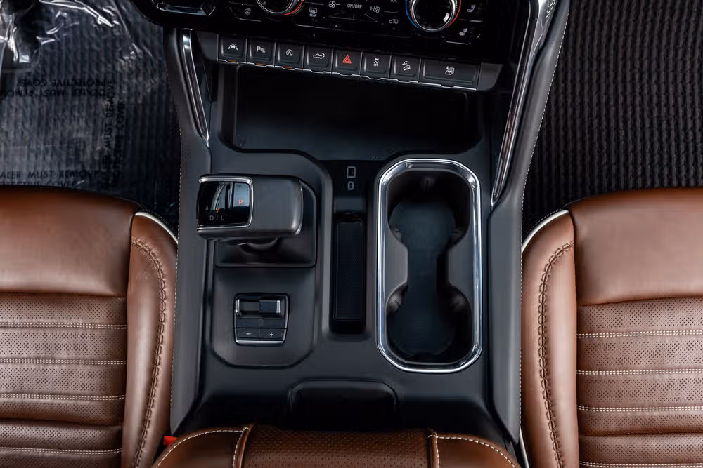 2024 GMC Sierra 1500 Denali Ultimate Crew Cab Image 28
