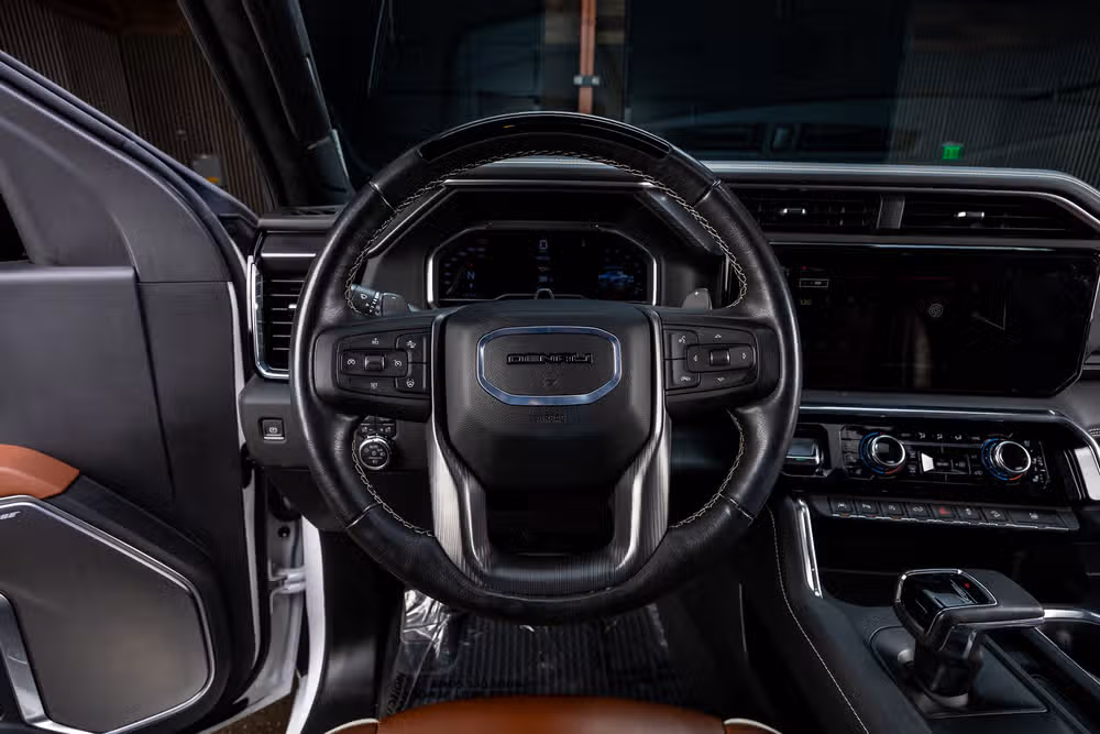 2024 GMC Sierra 1500 Denali Ultimate Crew Cab Image 19