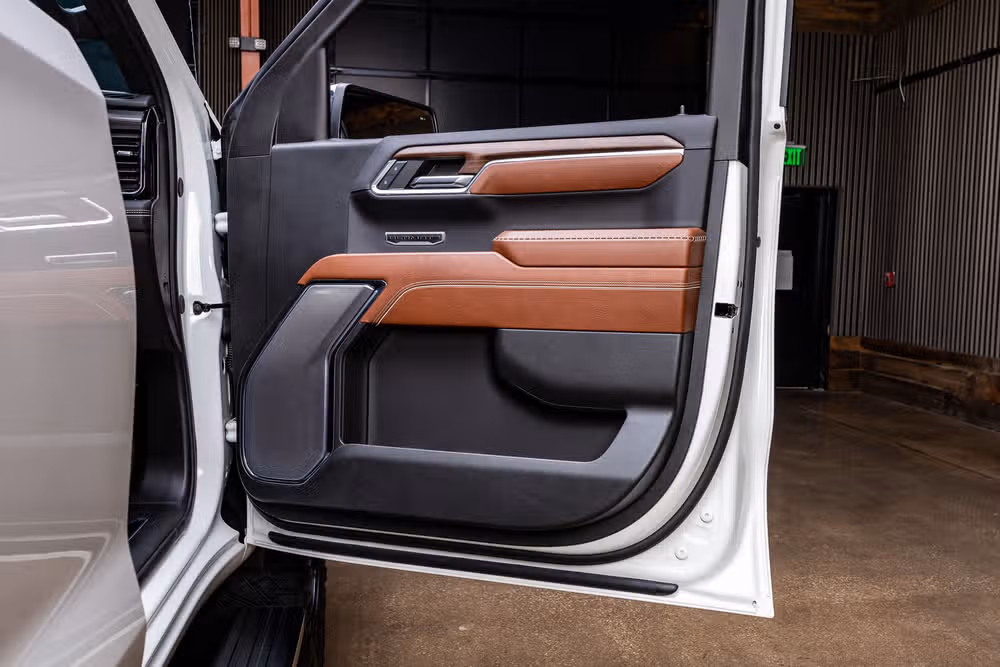 2024 GMC Sierra 1500 Denali Ultimate Crew Cab Image 37