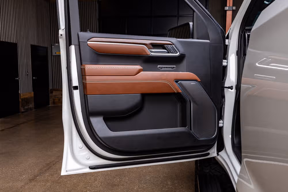 2024 GMC Sierra 1500 Denali Ultimate Crew Cab Image 36