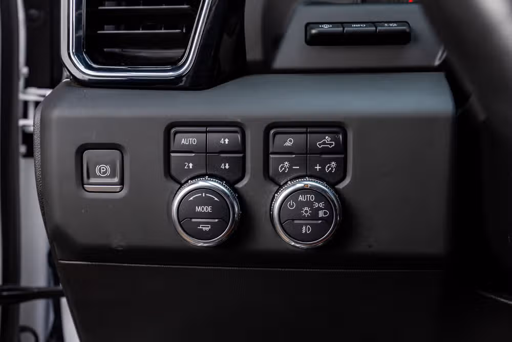 2024 GMC Sierra 1500 Denali Ultimate Crew Cab Image 22