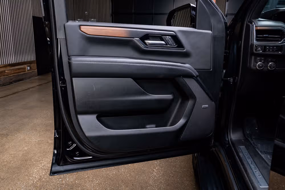2026 GMC Yukon XL Denali Image 37