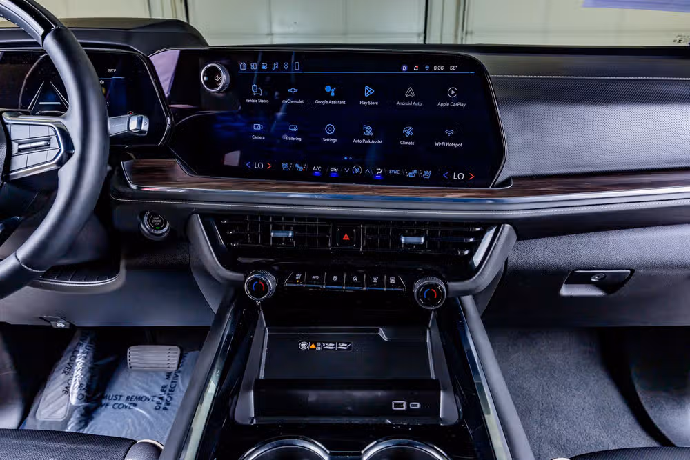2026 Chevrolet Suburban Premier Image 22