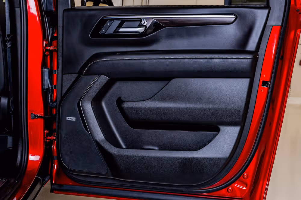 2026 Chevrolet Suburban Premier Image 38