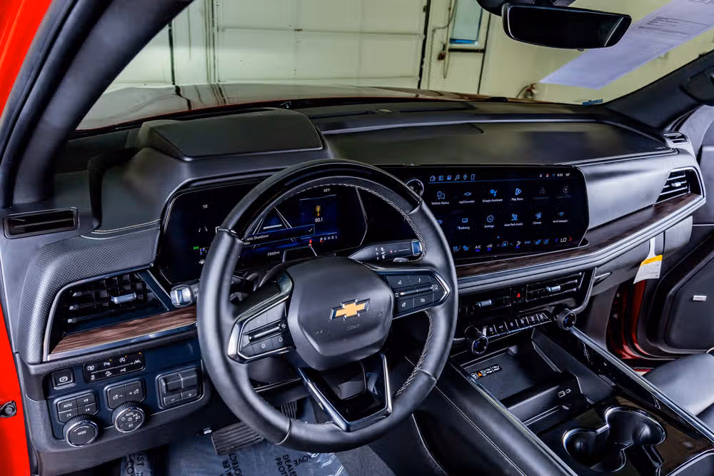 2026 Chevrolet Suburban Premier Image 16