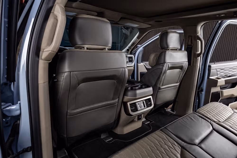2026 Ford F-450 Super Duty Platinum Plus Crew Cab Image 35