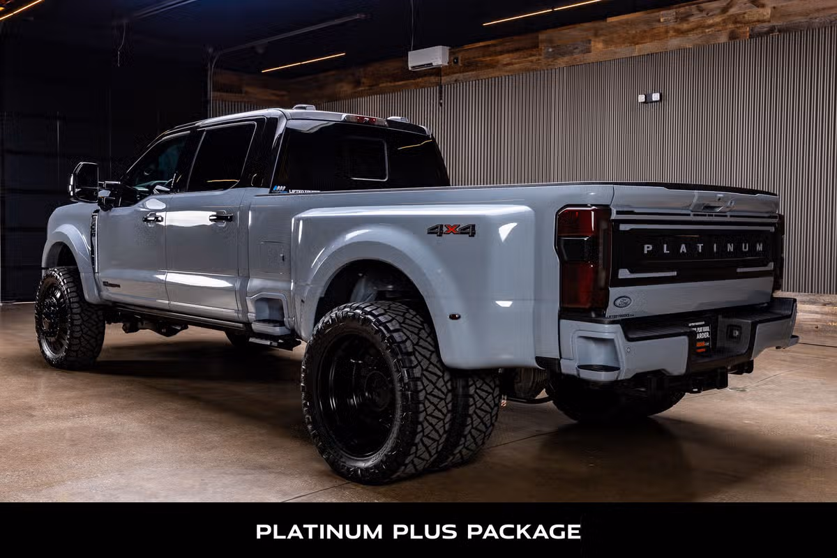 2026 Ford F-450 Super Duty Platinum Plus Crew Cab