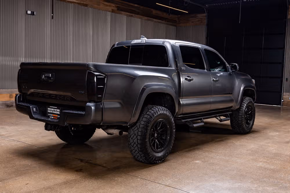 2018 Toyota Tacoma SR5 V6 Double Cab Image 9