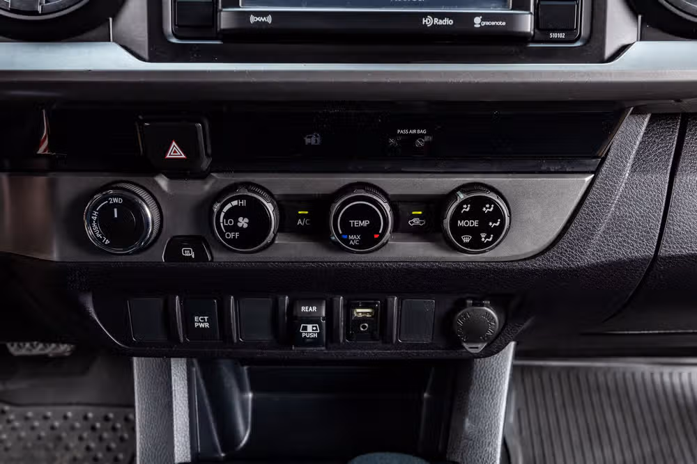 2018 Toyota Tacoma SR5 V6 Double Cab Image 24