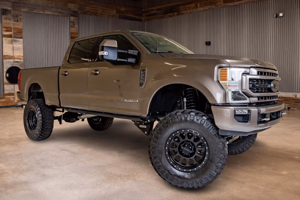 2021 Ford F-250 Super Duty Lariat Crew Cab Image 1