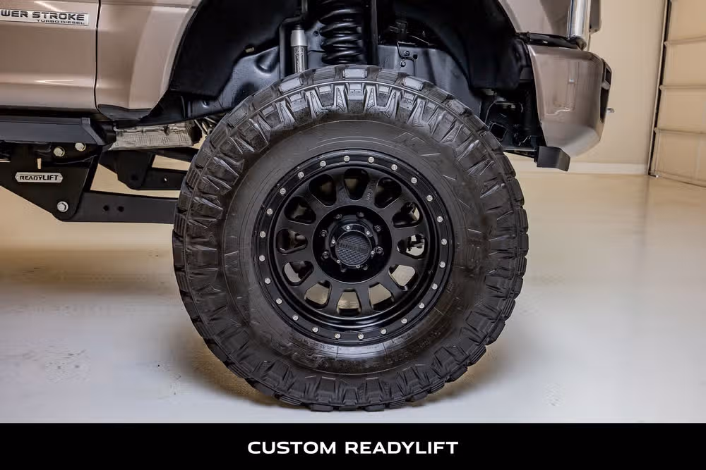 2021 Ford F-250 Super Duty Lariat Crew Cab Image 11