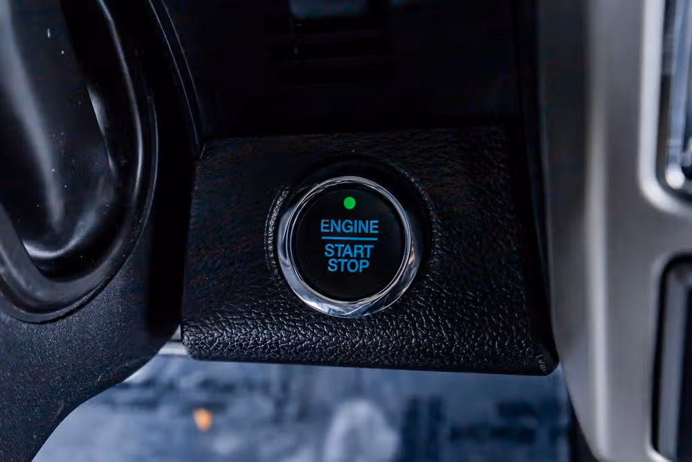 2021 Ford F-250 Super Duty Lariat Crew Cab Image 20
