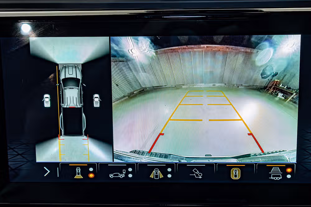 2024 GMC Sierra 3500HD Denali Ultimate Crew Cab Image 24