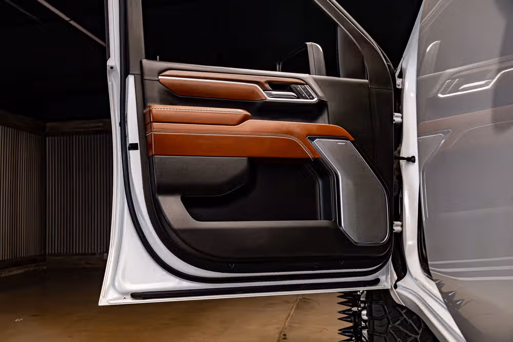 2024 GMC Sierra 3500HD Denali Ultimate Crew Cab Image 31