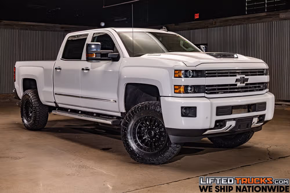 2017 Chevrolet Silverado 3500HD LTZ Crew Cab Image 1