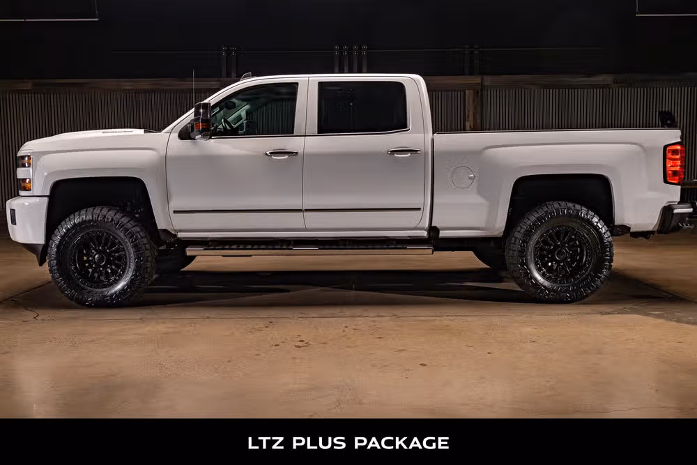 2017 Chevrolet Silverado 3500HD LTZ Crew Cab Image 6
