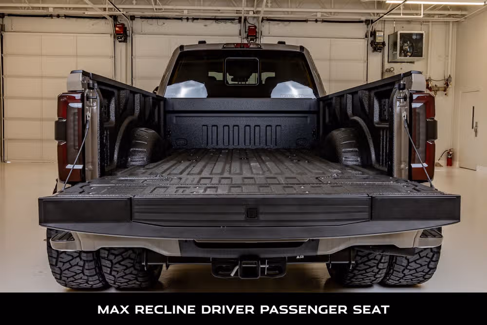 2026 Ford F-450 Super Duty Platinum Plus Crew Cab Image 9