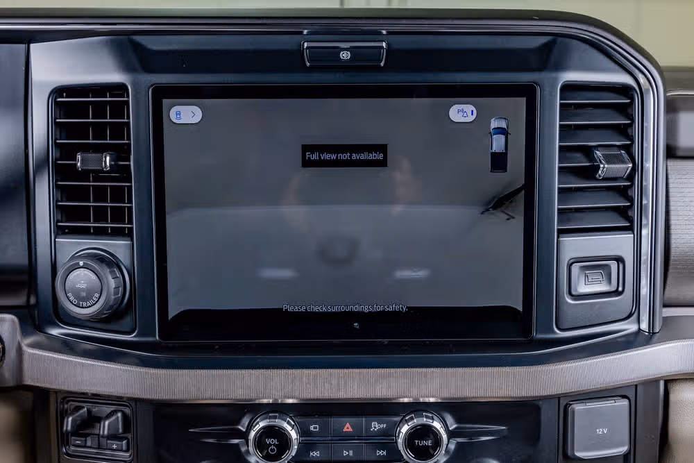 2026 Ford F-450 Super Duty Platinum Plus Crew Cab Image 25