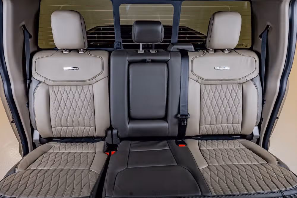 2026 Ford F-450 Super Duty Platinum Plus Crew Cab Image 35