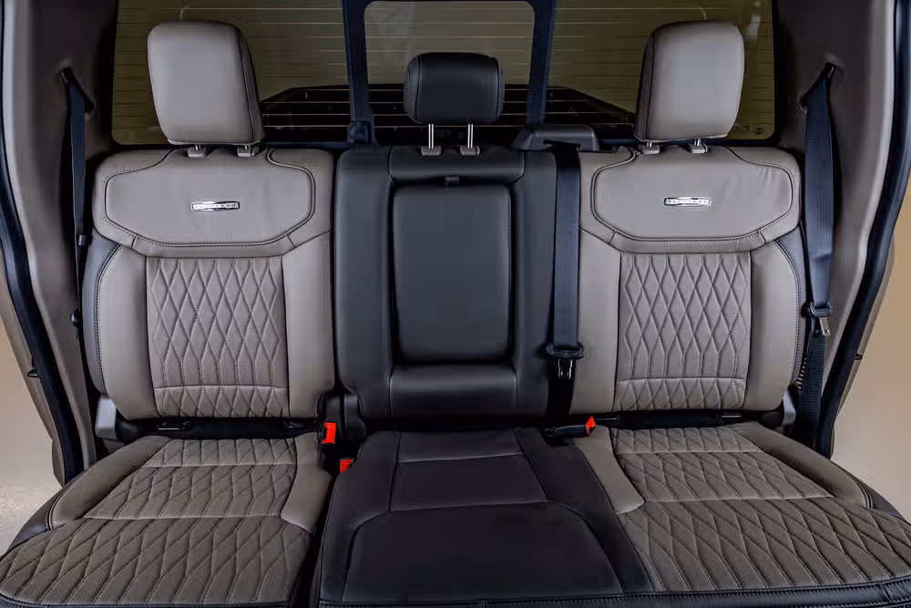 2026 Ford F-450 Super Duty Platinum Plus Crew Cab Image 36
