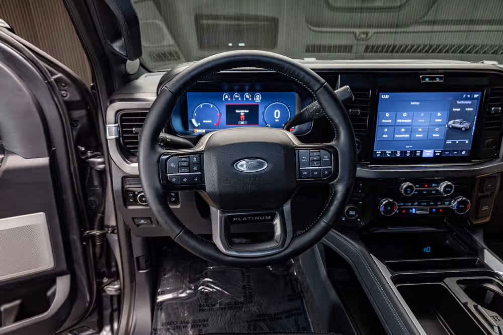 2026 Ford F-250 Super Duty Platinum Crew Cab Image 19