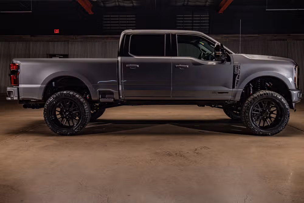 2026 Ford F-250 Super Duty Platinum Crew Cab Image 11
