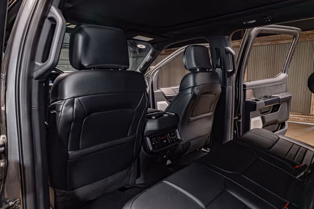 2026 Ford F-250 Super Duty Platinum Crew Cab Image 25