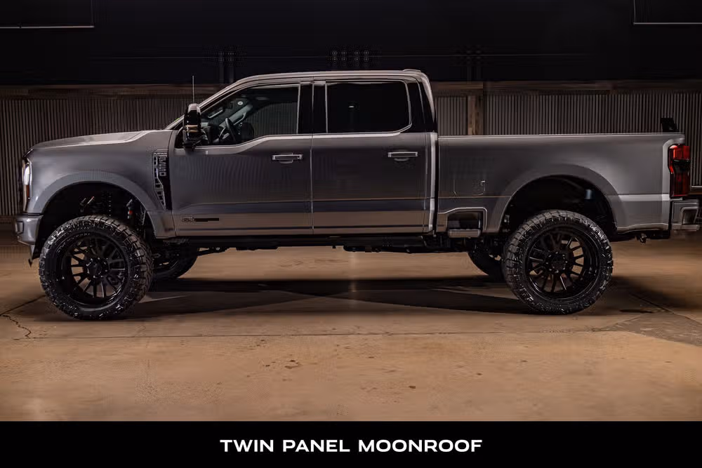 2026 Ford F-250 Super Duty Platinum Crew Cab Image 6