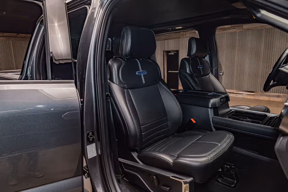 2026 Ford F-250 Super Duty Platinum Crew Cab Image 30