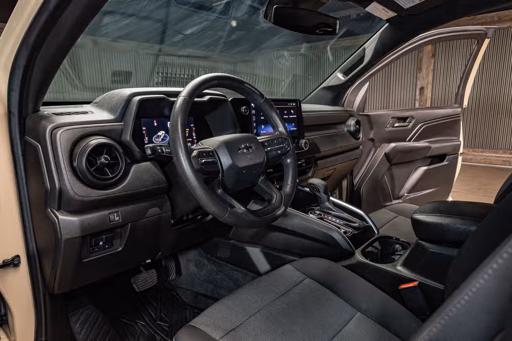 2023 Chevrolet Colorado Trail Boss Crew Cab Image 13