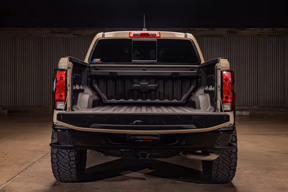 2023 Chevrolet Colorado Trail Boss Crew Cab Image 9