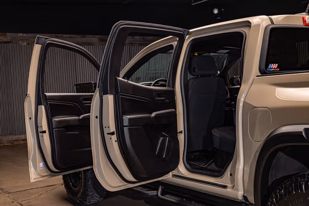 2023 Chevrolet Colorado Trail Boss Crew Cab Image 27