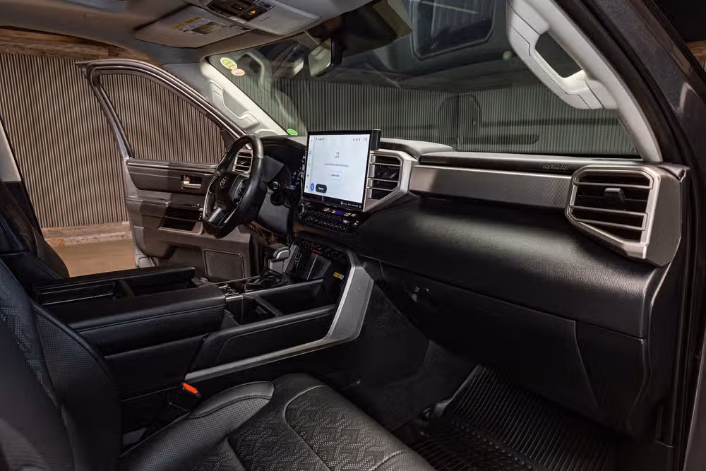 2024 Toyota Tundra Limited HV CrewMax Image 14