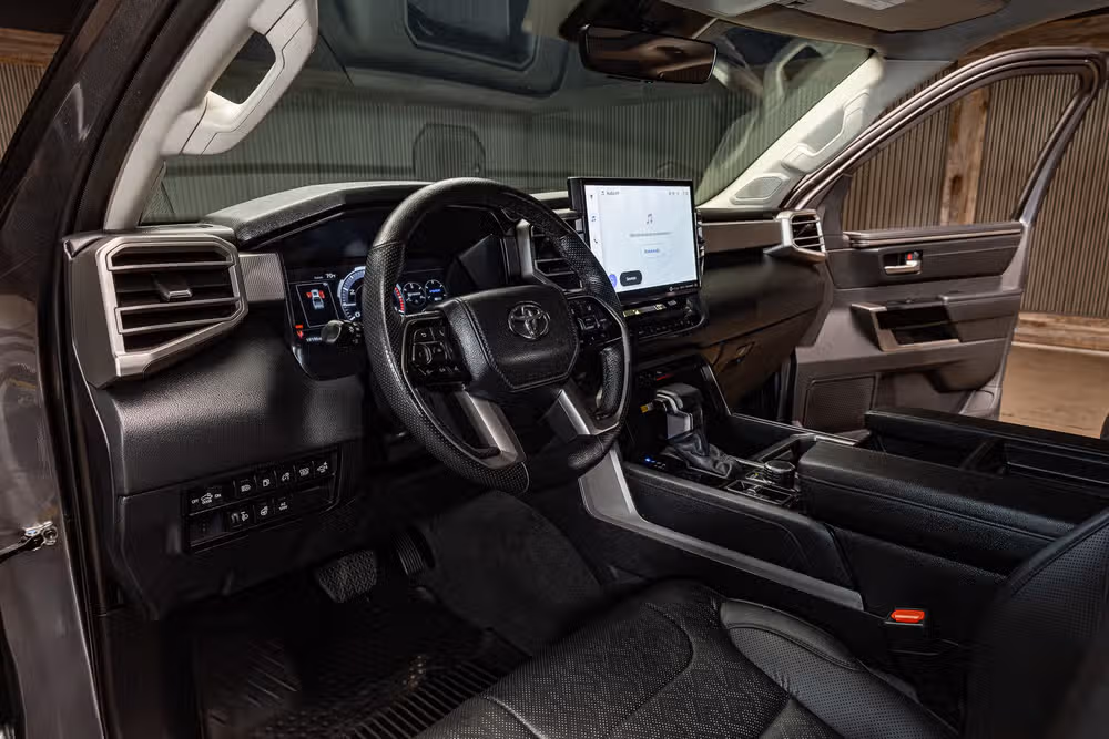 2024 Toyota Tundra Limited HV CrewMax Image 13