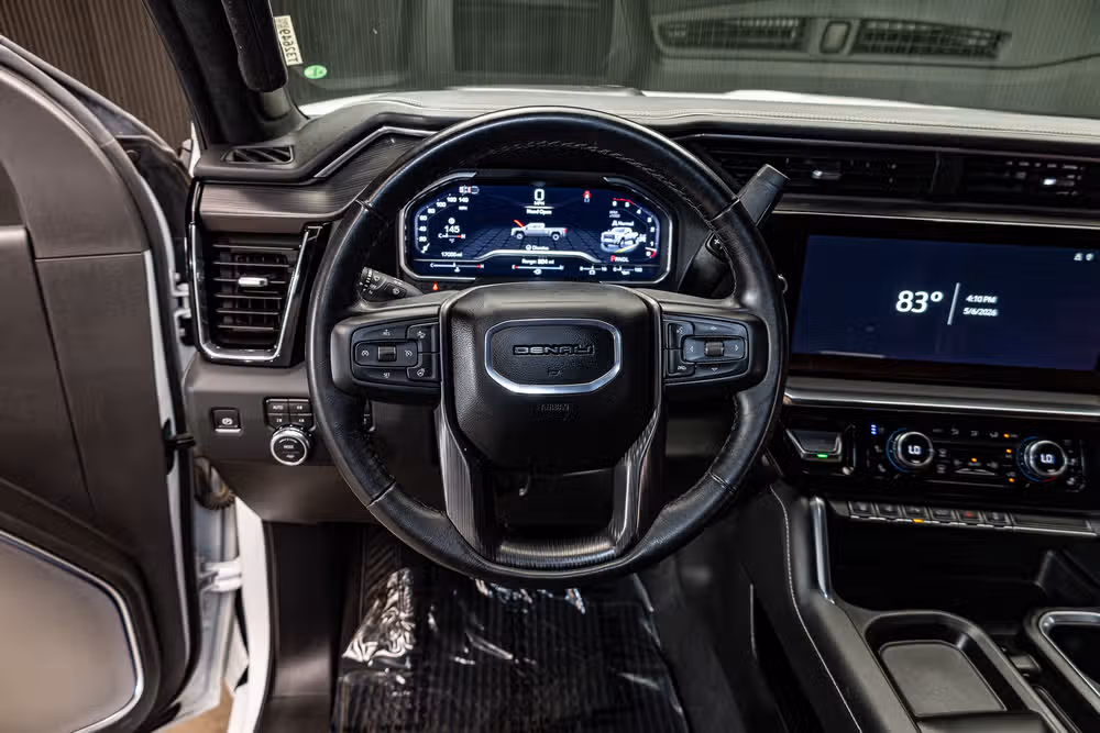 2024 GMC Sierra 3500HD Denali Ultimate Crew Cab Image 18
