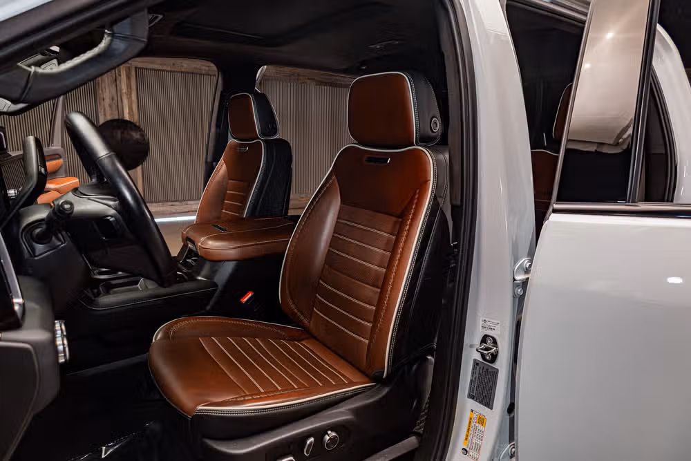 2024 GMC Sierra 3500HD Denali Ultimate Crew Cab Image 22