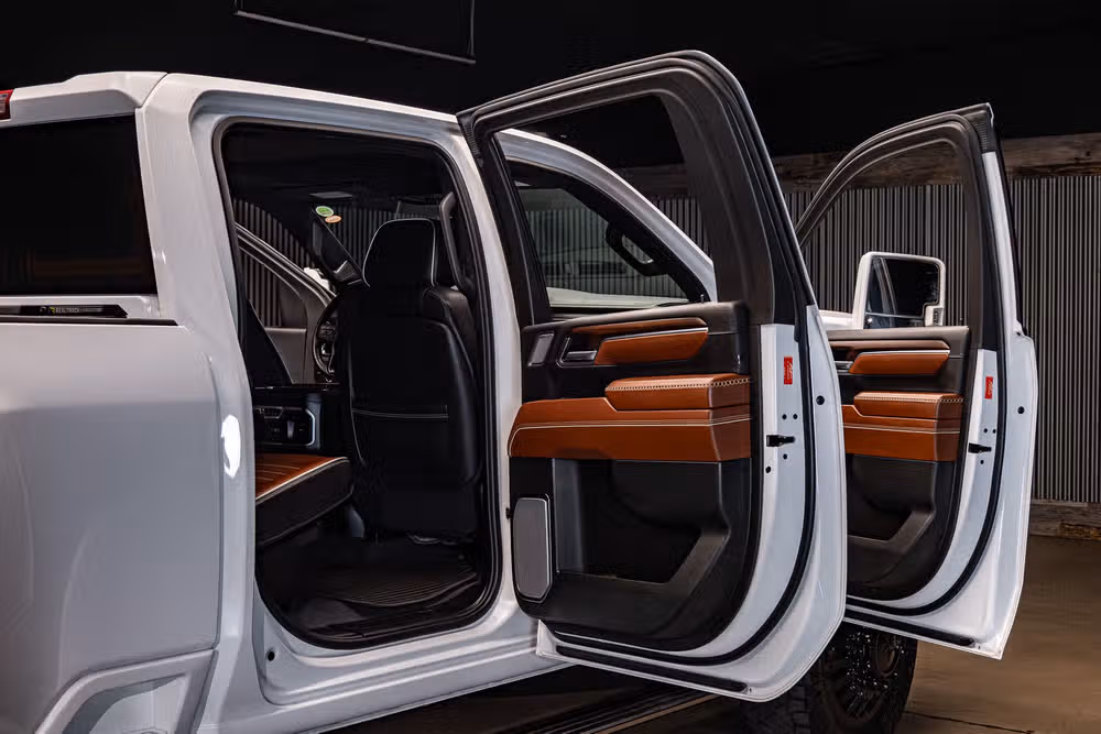 2024 GMC Sierra 3500HD Denali Ultimate Crew Cab Image 32