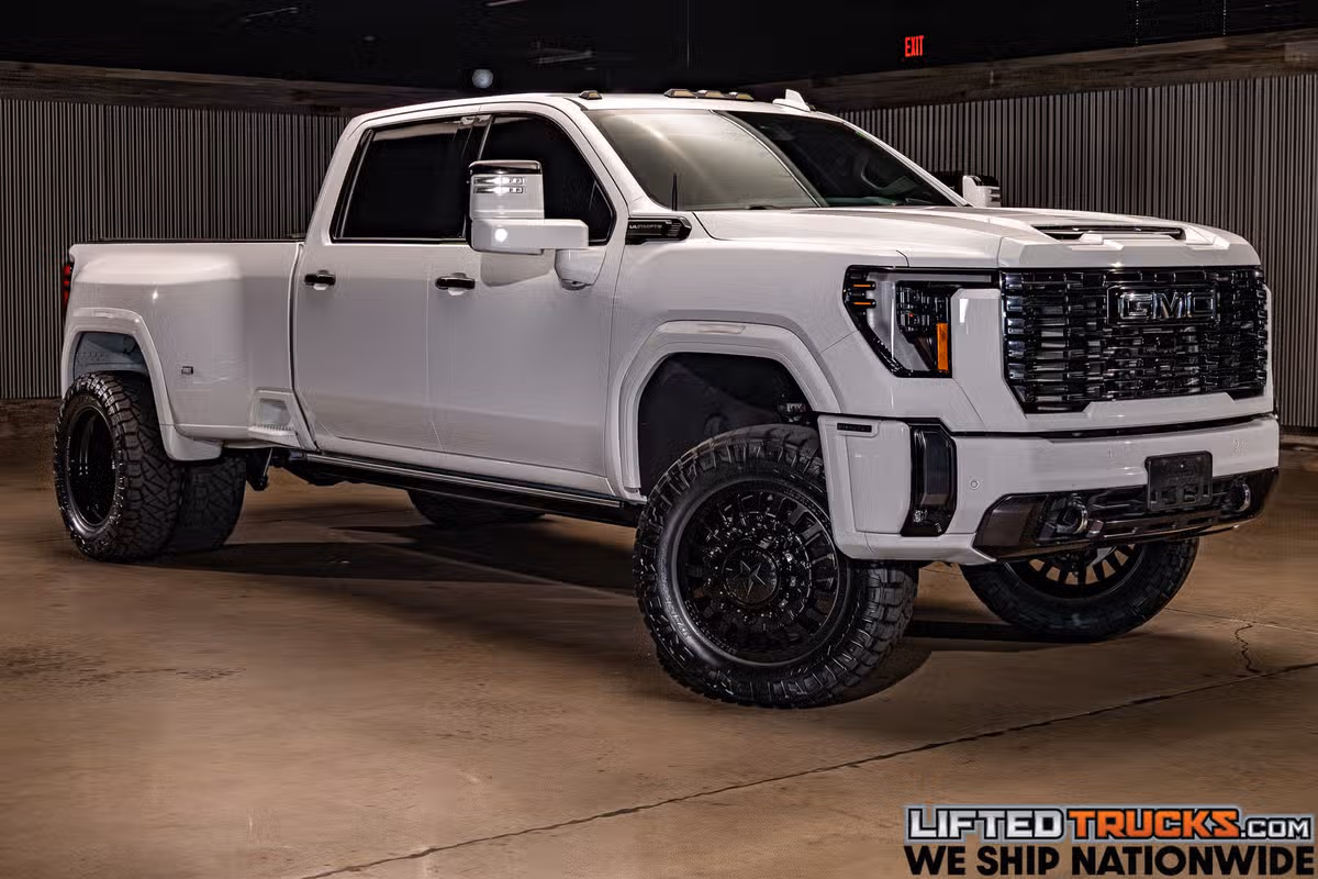 2024 GMC Sierra 3500HD Denali Ultimate Crew Cab