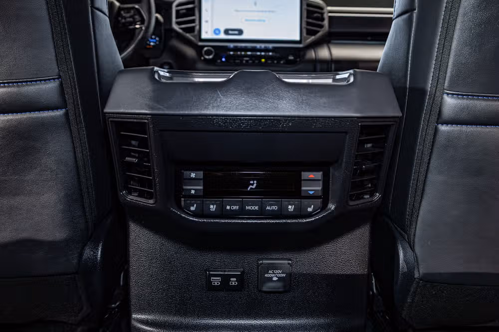 2025 Toyota Sequoia Platinum Image 23