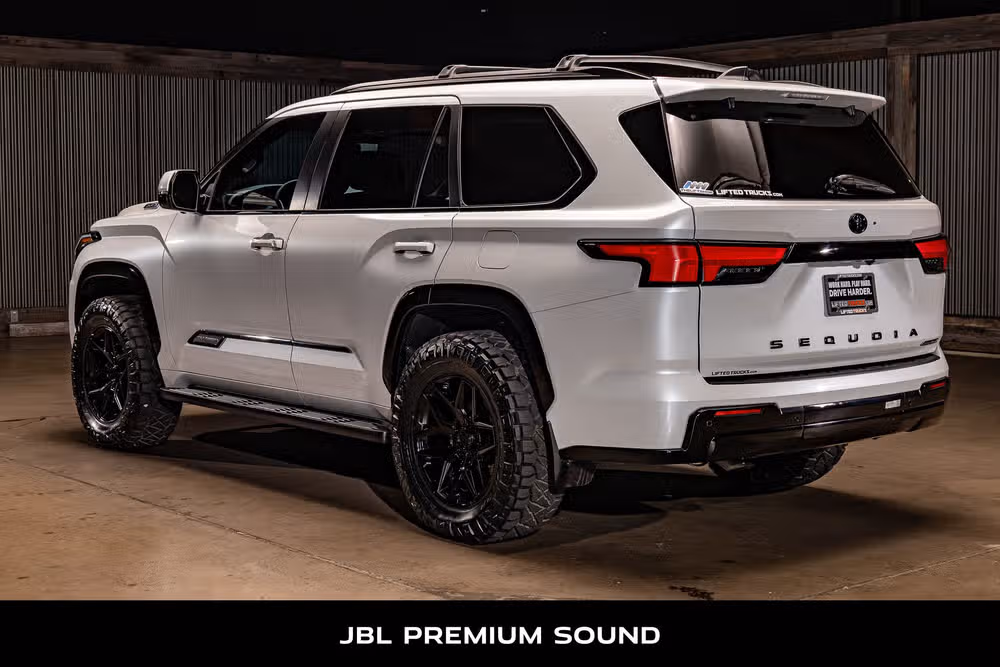 2025 Toyota Sequoia Platinum Image 7