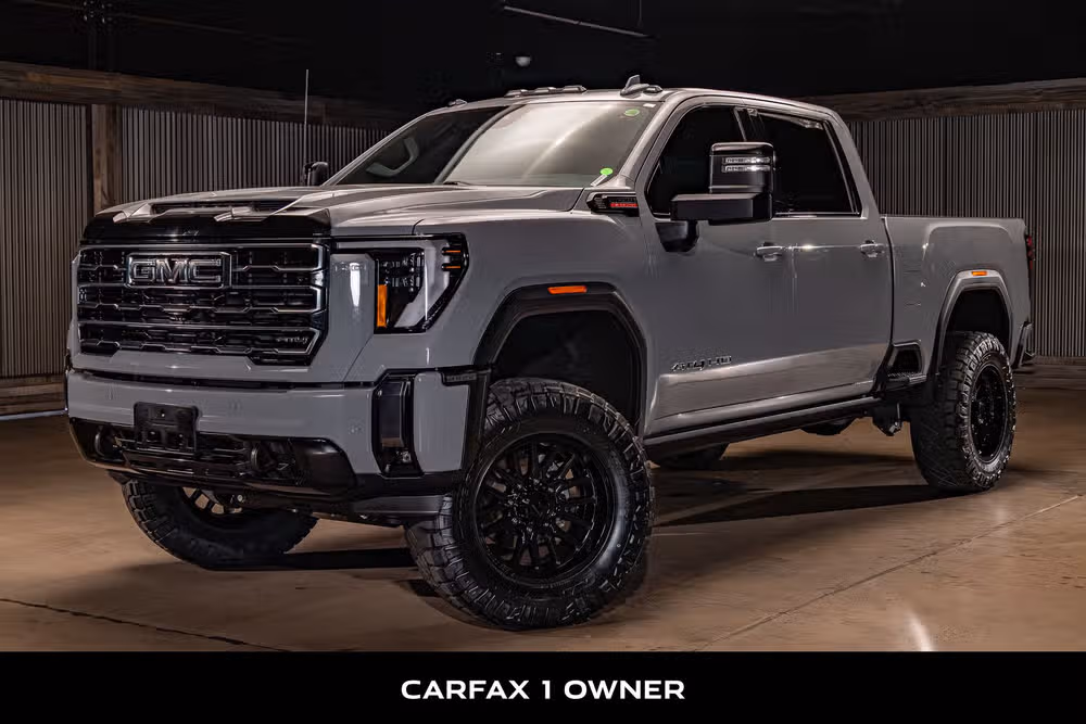 2024 GMC Sierra 2500HD AT4 Crew Cab Image 5