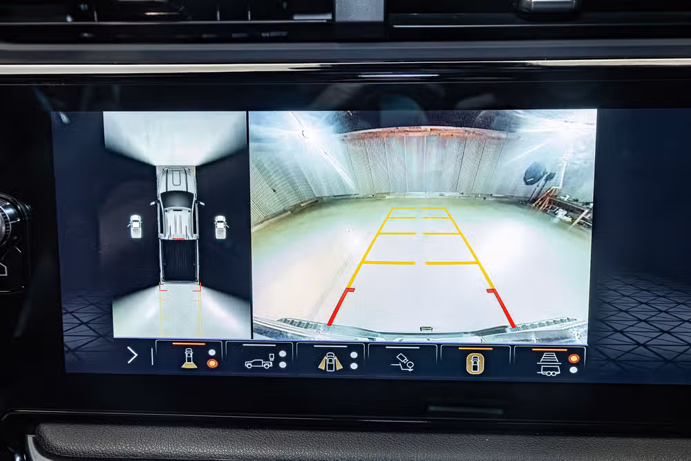2024 GMC Sierra 2500HD AT4 Crew Cab Image 22