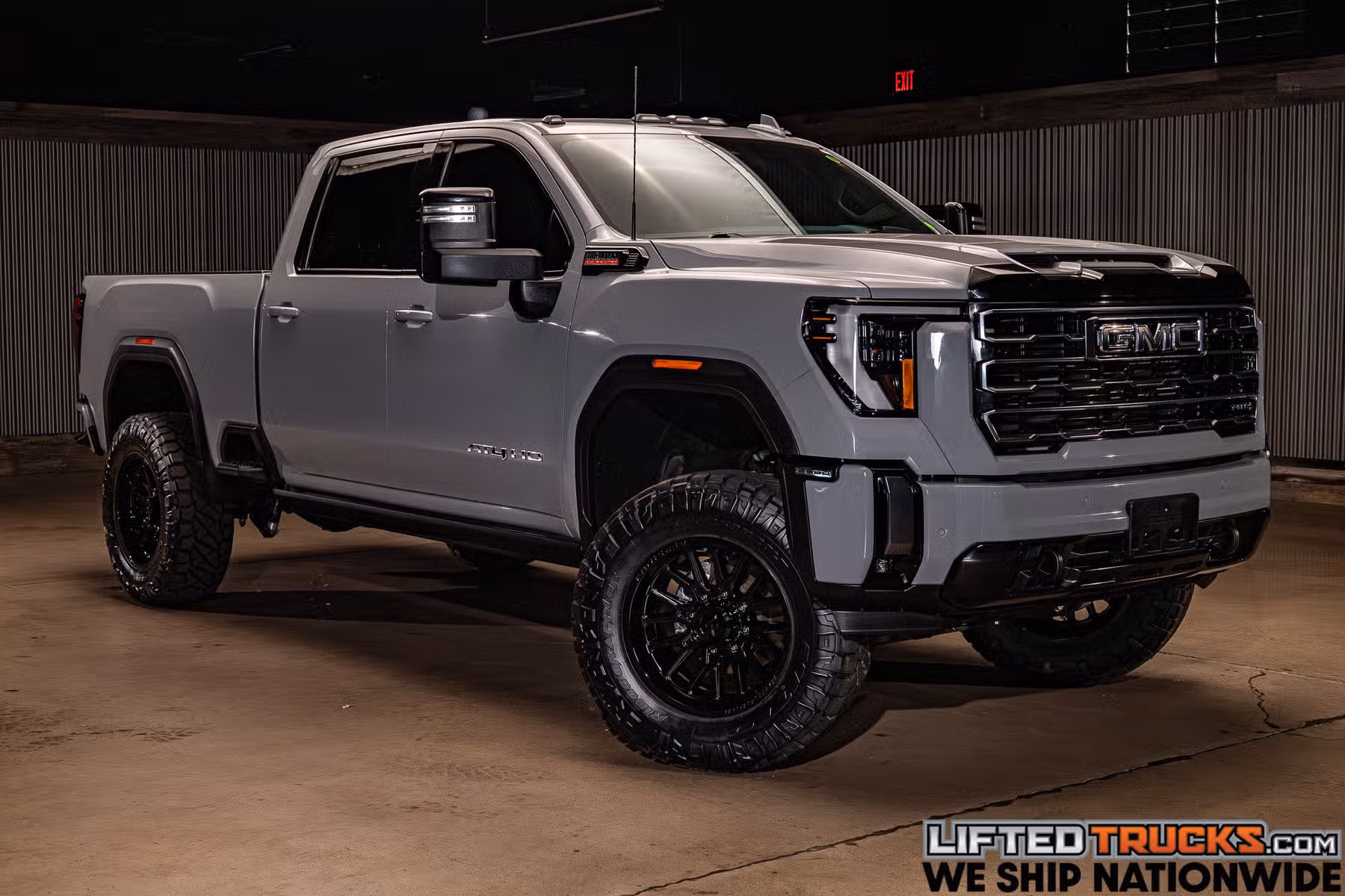 2024 GMC Sierra 2500HD AT4 Crew Cab Image 1