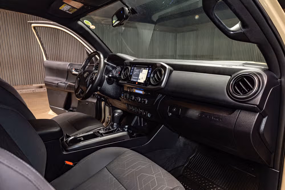 2017 Toyota Tacoma TRD Sport Double Cab Image 15