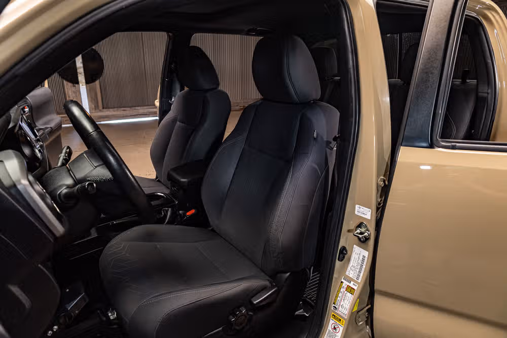 2017 Toyota Tacoma TRD Sport Double Cab Image 19