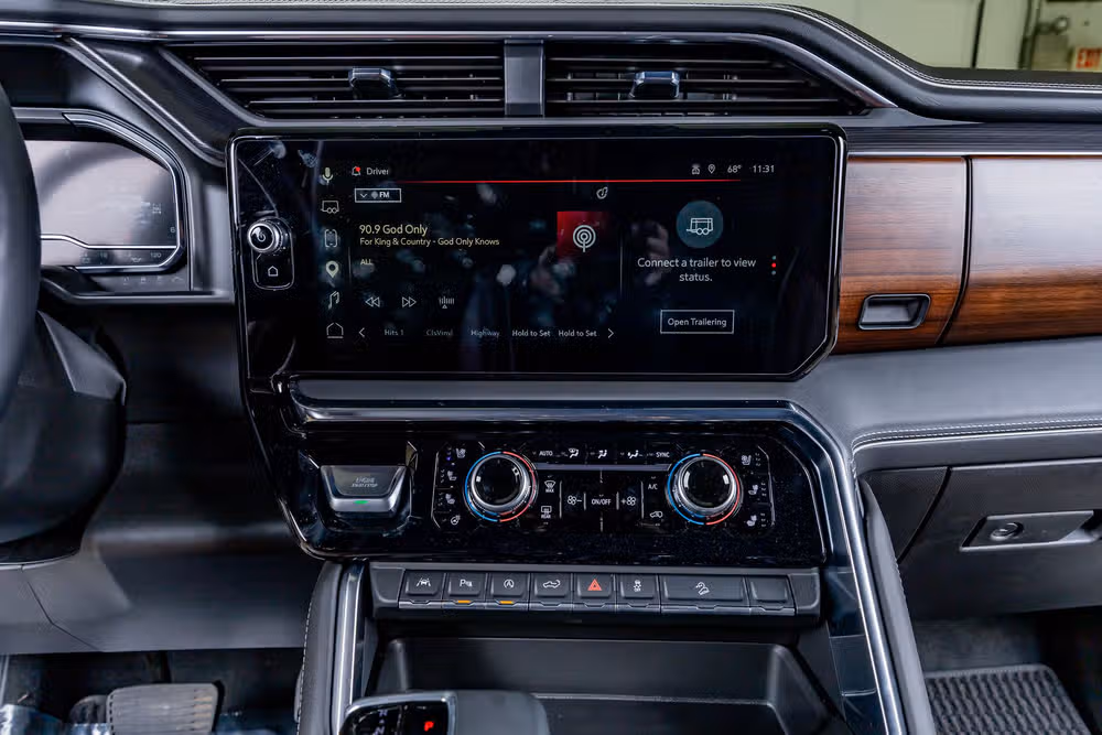 2025 GMC Sierra 1500 Denali Ultimate Crew Cab Image 24