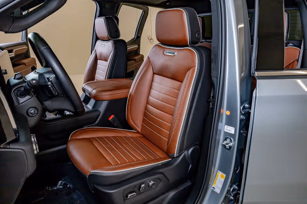 2025 GMC Sierra 1500 Denali Ultimate Crew Cab Image 30