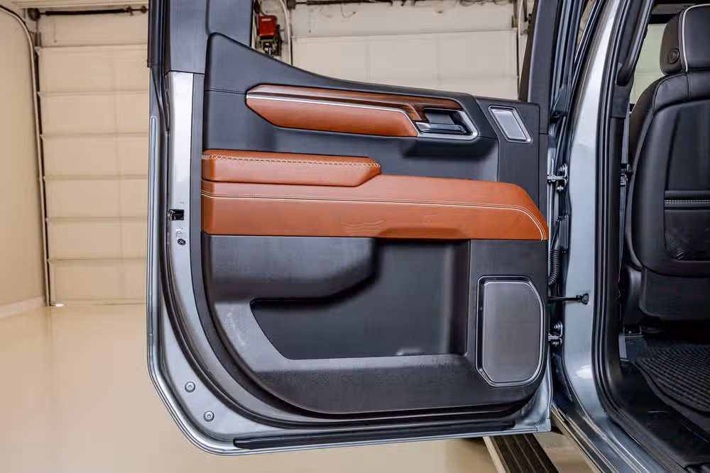 2025 GMC Sierra 1500 Denali Ultimate Crew Cab Image 39