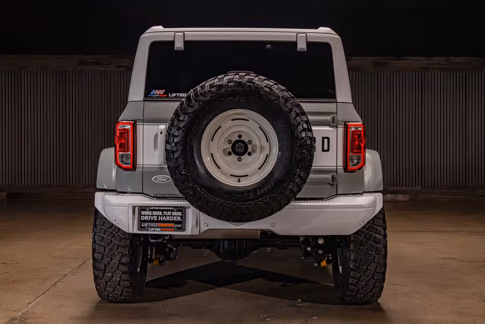 2023 Ford Bronco Heritage Edition Image 8